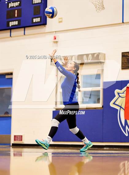 Thumbnail 2 in Atwater at Waterford (Scrimmage) photogallery.