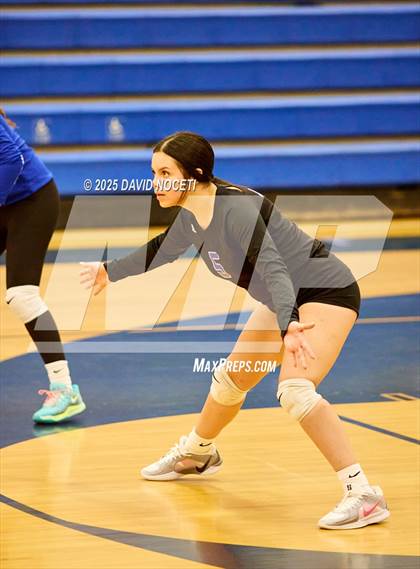 Thumbnail 3 in Atwater at Waterford (Scrimmage) photogallery.