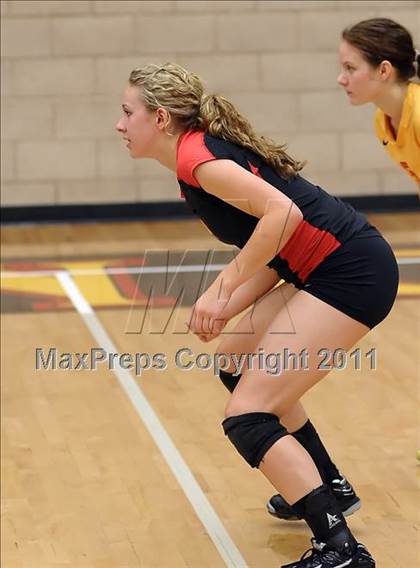 Thumbnail 1 in St. Francis vs. Nevada Union (Super 8 Invitational) photogallery.