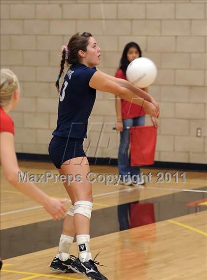 Thumbnail 1 in St. Francis vs. Nevada Union (Super 8 Invitational) photogallery.