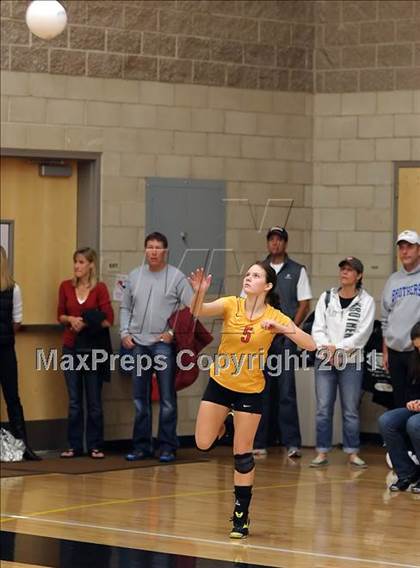 Thumbnail 3 in St. Francis vs. Nevada Union (Super 8 Invitational) photogallery.