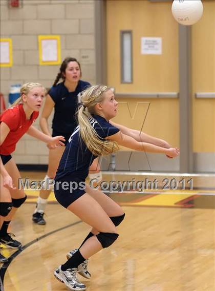 Thumbnail 2 in St. Francis vs. Nevada Union (Super 8 Invitational) photogallery.