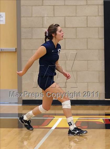 Thumbnail 1 in St. Francis vs. Nevada Union (Super 8 Invitational) photogallery.