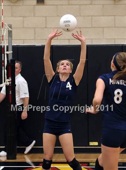 Thumbnail 2 in St. Francis vs. Nevada Union (Super 8 Invitational) photogallery.