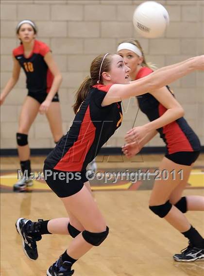 Thumbnail 2 in St. Francis vs. Nevada Union (Super 8 Invitational) photogallery.