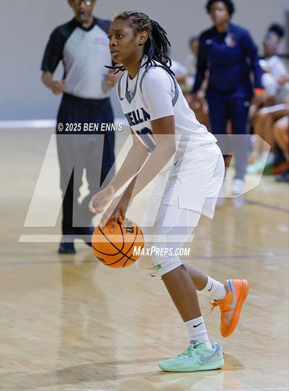 Thumbnail 2 in Westside vs. Luella (She Got Game Classic) photogallery.