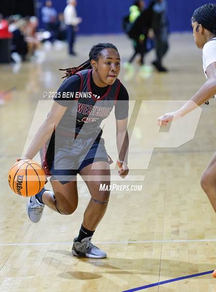 Thumbnail 1 in Westside vs. Luella (She Got Game Classic) photogallery.