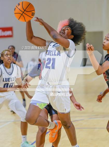Thumbnail 3 in Westside vs. Luella (She Got Game Classic) photogallery.