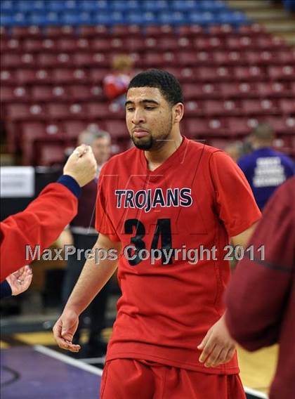 Thumbnail 3 in Lutheran vs. Bishop O'Dowd (CIF State D3 Final) photogallery.