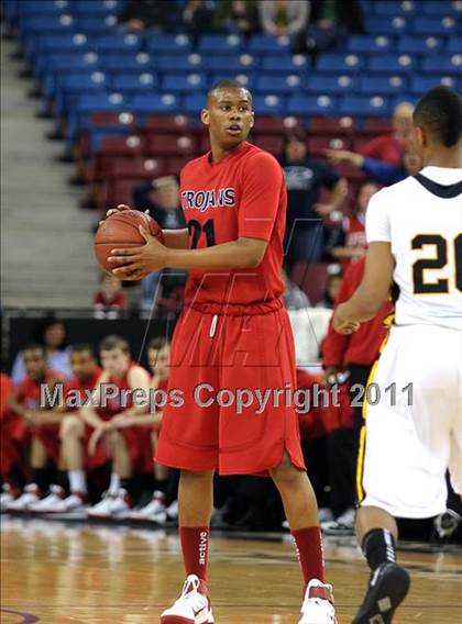 Thumbnail 1 in Lutheran vs. Bishop O'Dowd (CIF State D3 Final) photogallery.