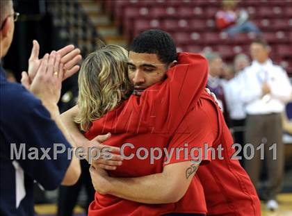 Thumbnail 1 in Lutheran vs. Bishop O'Dowd (CIF State D3 Final) photogallery.