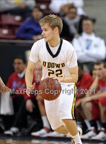 Thumbnail 3 in Lutheran vs. Bishop O'Dowd (CIF State D3 Final) photogallery.