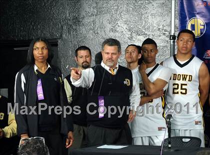 Thumbnail 2 in Lutheran vs. Bishop O'Dowd (CIF State D3 Final) photogallery.