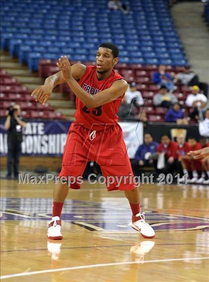Thumbnail 3 in Lutheran vs. Bishop O'Dowd (CIF State D3 Final) photogallery.
