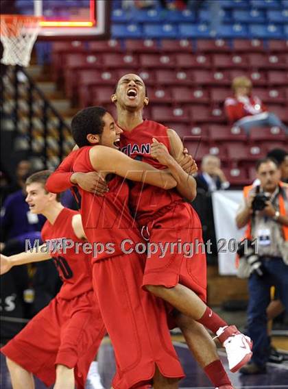 Thumbnail 3 in Lutheran vs. Bishop O'Dowd (CIF State D3 Final) photogallery.