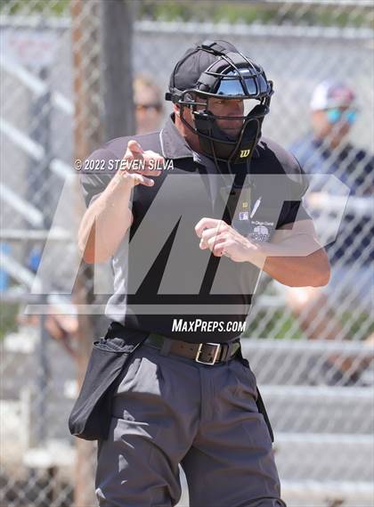 Thumbnail 3 in Caruthers vs. Gridley (71st Annual San Diego Lions Tournament) photogallery.