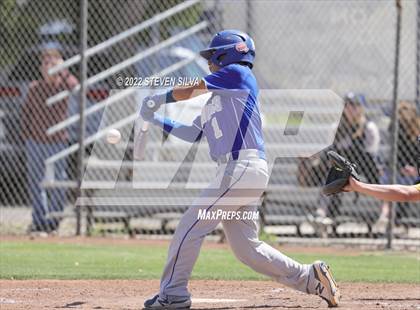 Thumbnail 3 in Caruthers vs. Gridley (71st Annual San Diego Lions Tournament) photogallery.