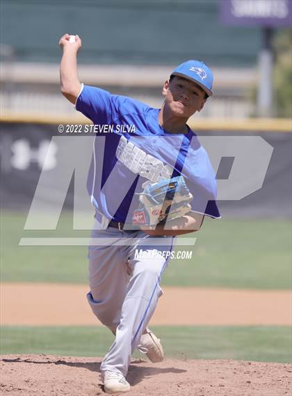 Thumbnail 1 in Caruthers vs. Gridley (71st Annual San Diego Lions Tournament) photogallery.