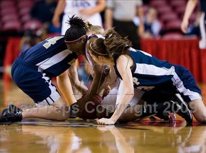Thumbnail 2 in Bishop McGuinness vs. East Bladen (NCHSAA 1A Final) photogallery.