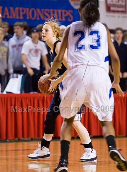 Thumbnail 2 in Bishop McGuinness vs. East Bladen (NCHSAA 1A Final) photogallery.
