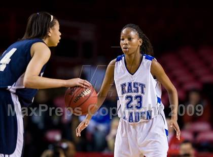 Thumbnail 2 in Bishop McGuinness vs. East Bladen (NCHSAA 1A Final) photogallery.