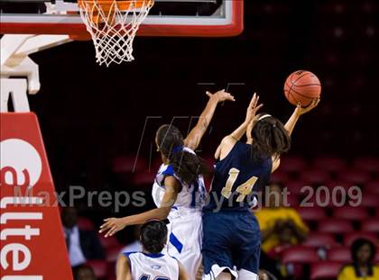 Thumbnail 3 in Bishop McGuinness vs. East Bladen (NCHSAA 1A Final) photogallery.