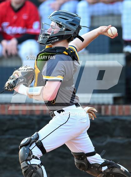 Thumbnail 3 in Grundy County vs Hixson (Wildcat Classic) photogallery.