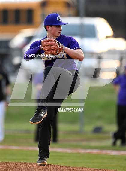 Thumbnail 3 in Grundy County vs Hixson (Wildcat Classic) photogallery.