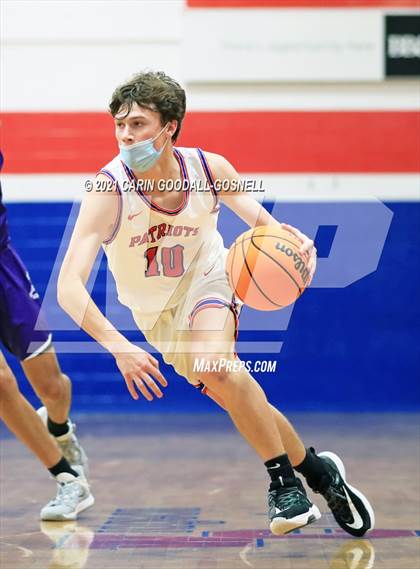 Thumbnail 1 in West Carteret vs. Northern Guilford (NCHSAA 3A Round 3 Playoff) photogallery.