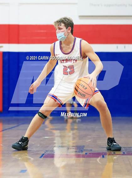 Thumbnail 2 in West Carteret vs. Northern Guilford (NCHSAA 3A Round 3 Playoff) photogallery.