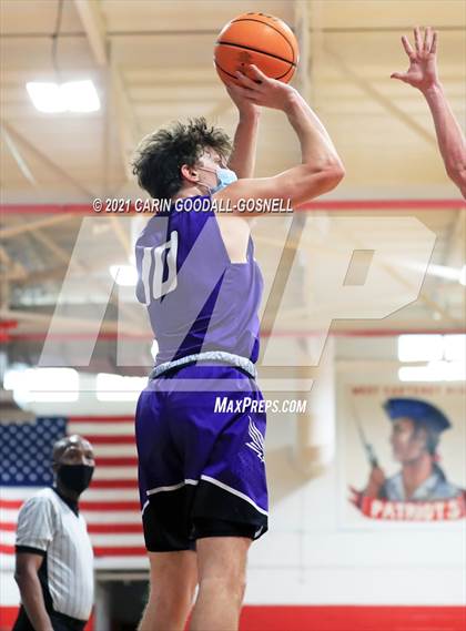 Thumbnail 3 in West Carteret vs. Northern Guilford (NCHSAA 3A Round 3 Playoff) photogallery.