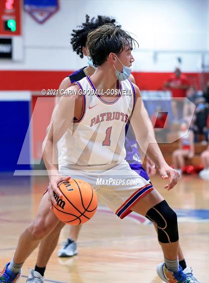 Thumbnail 1 in West Carteret vs. Northern Guilford (NCHSAA 3A Round 3 Playoff) photogallery.
