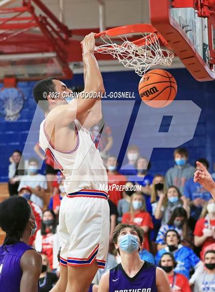 Thumbnail 1 in West Carteret vs. Northern Guilford (NCHSAA 3A Round 3 Playoff) photogallery.