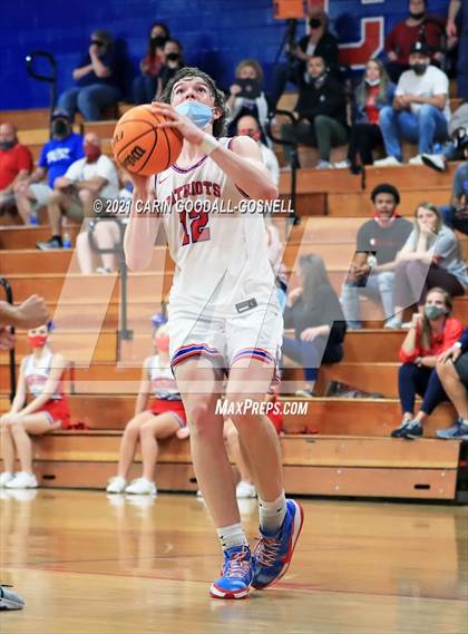 Thumbnail 2 in West Carteret vs. Northern Guilford (NCHSAA 3A Round 3 Playoff) photogallery.
