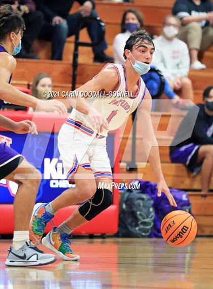 Thumbnail 3 in West Carteret vs. Northern Guilford (NCHSAA 3A Round 3 Playoff) photogallery.