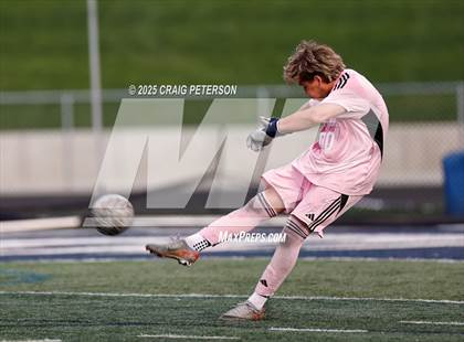 Thumbnail 2 in Ridgeline vs. Snow Canyon (UHSAA 4A Second Round) photogallery.