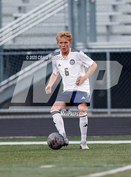 Thumbnail 3 in Ridgeline vs. Snow Canyon (UHSAA 4A Second Round) photogallery.