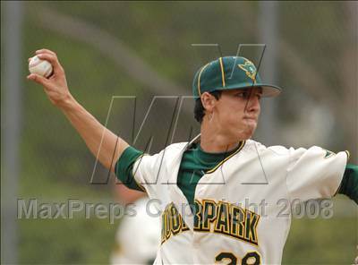 Thumbnail 3 in Thousand Oaks @ Moorpark photogallery.