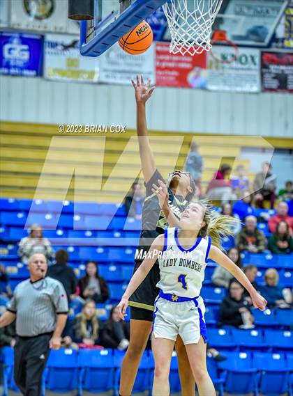 Thumbnail 3 in Nettleton @ Mountain Home photogallery.