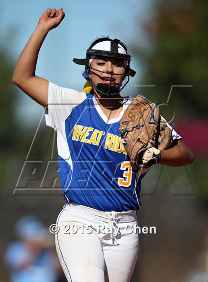 Thumbnail 3 in Valor Christian vs. Wheat Ridge (CHSAA 4A Final) photogallery.