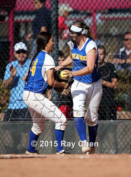 Thumbnail 3 in Valor Christian vs. Wheat Ridge (CHSAA 4A Final) photogallery.