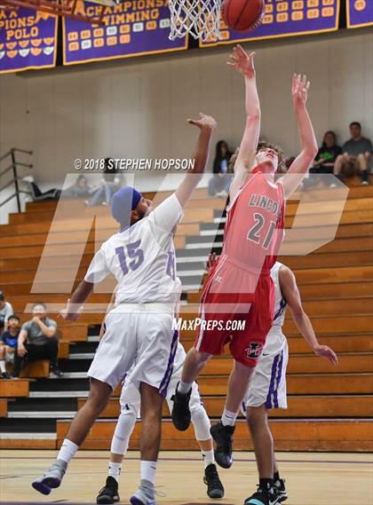 Thumbnail 1 in Lincoln @ Tokay photogallery.