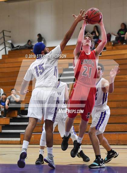 Thumbnail 3 in Lincoln @ Tokay photogallery.