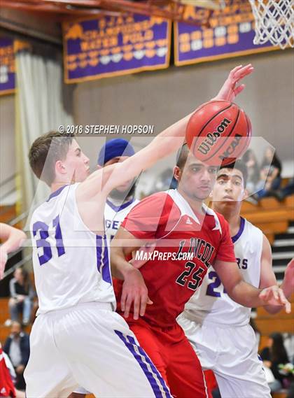 Thumbnail 3 in Lincoln @ Tokay photogallery.