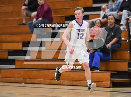 Thumbnail 3 in Lincoln @ Tokay photogallery.