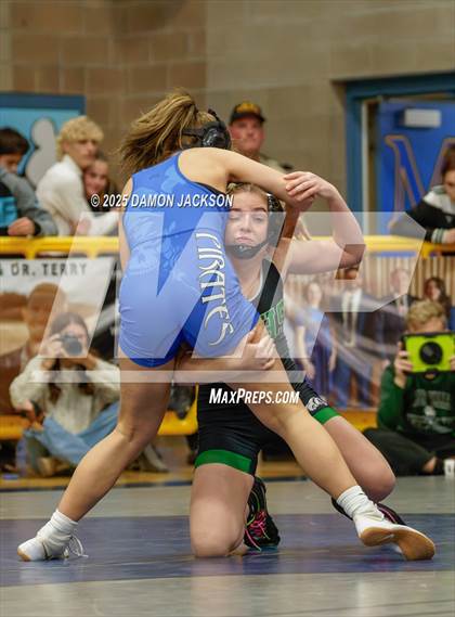Thumbnail 2 in JV: Moapa Valley vs Virgin Valley (Duels @ Moapa Valley) photogallery.