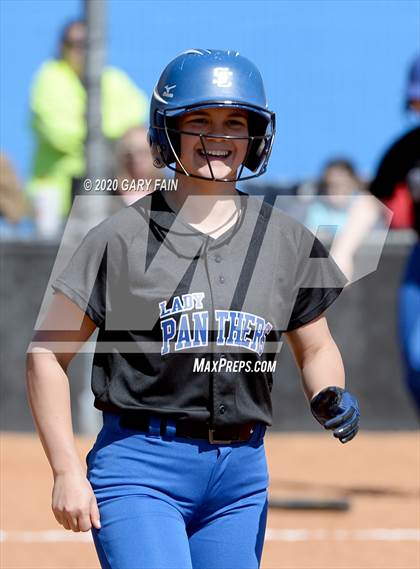 Thumbnail 2 in Marion County vs Sale Creek (Sale Creek Play Day) photogallery.