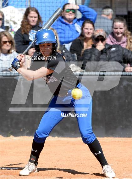 Thumbnail 1 in Marion County vs Sale Creek (Sale Creek Play Day) photogallery.
