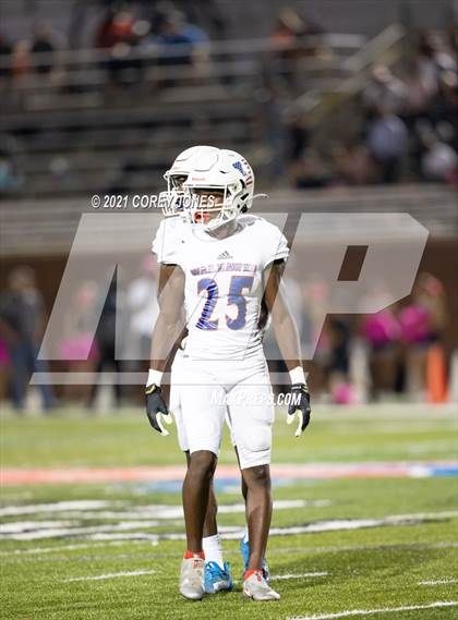 Thumbnail 2 in Veterans vs Houston County photogallery.