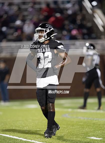 Thumbnail 2 in Veterans vs Houston County photogallery.